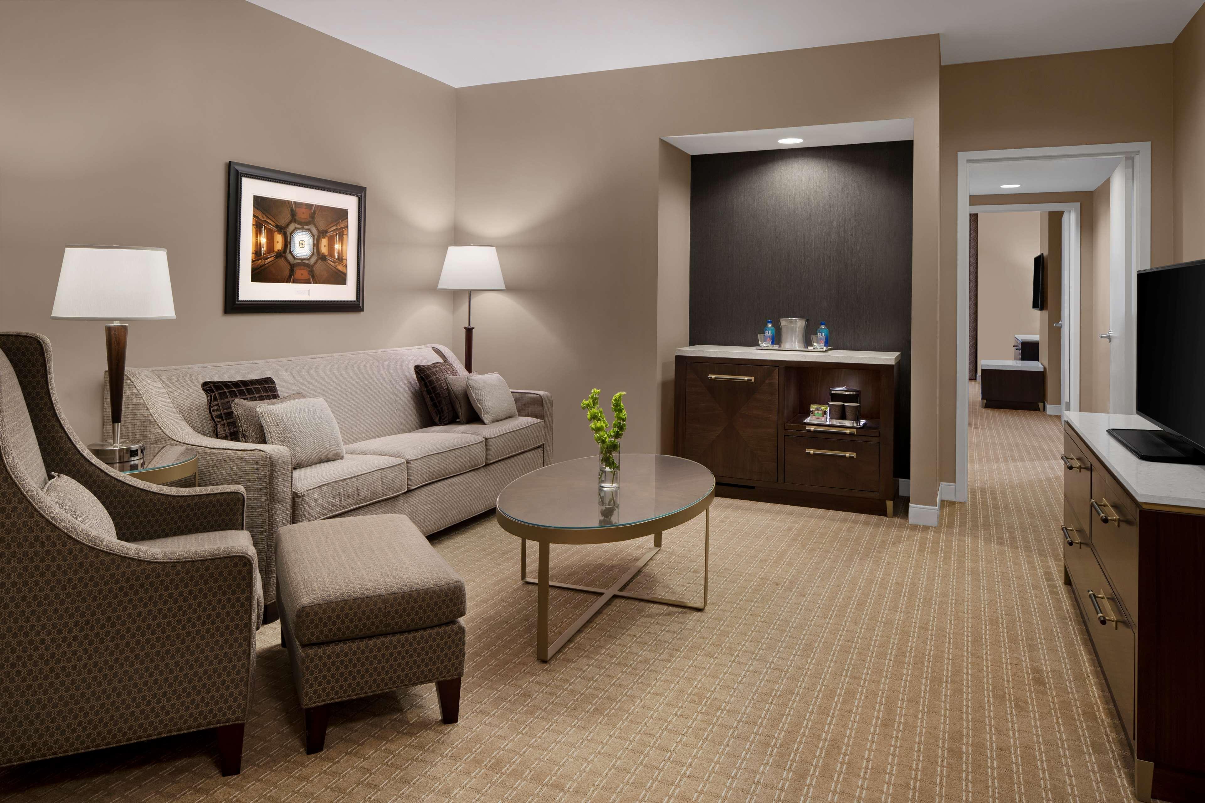 Hilton Indianapolis Hotel&Suites Buitenkant foto